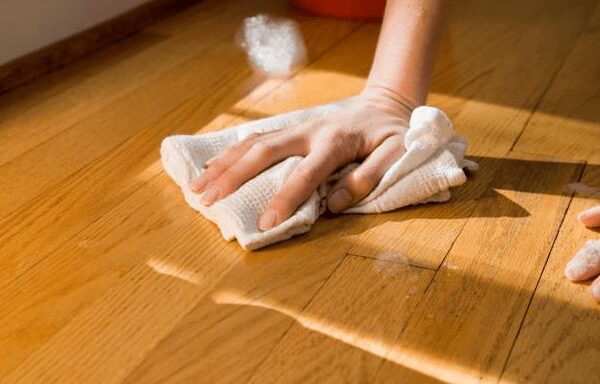 How To Deal With Dark Water Stains From Laminate Flooring