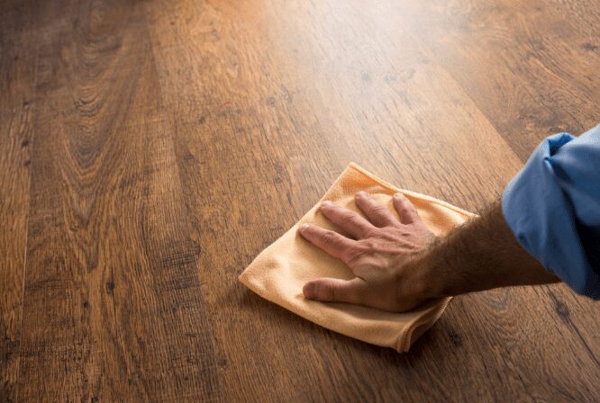 How To Clean Vinyl Floors With Vinegar? (3 Easy Steps) » Gorilla Rooms