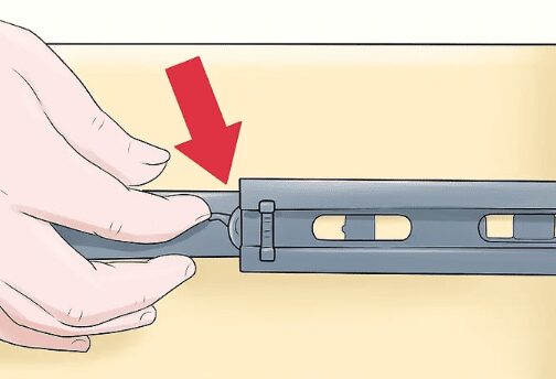  remove drawer with metal glides on bottom