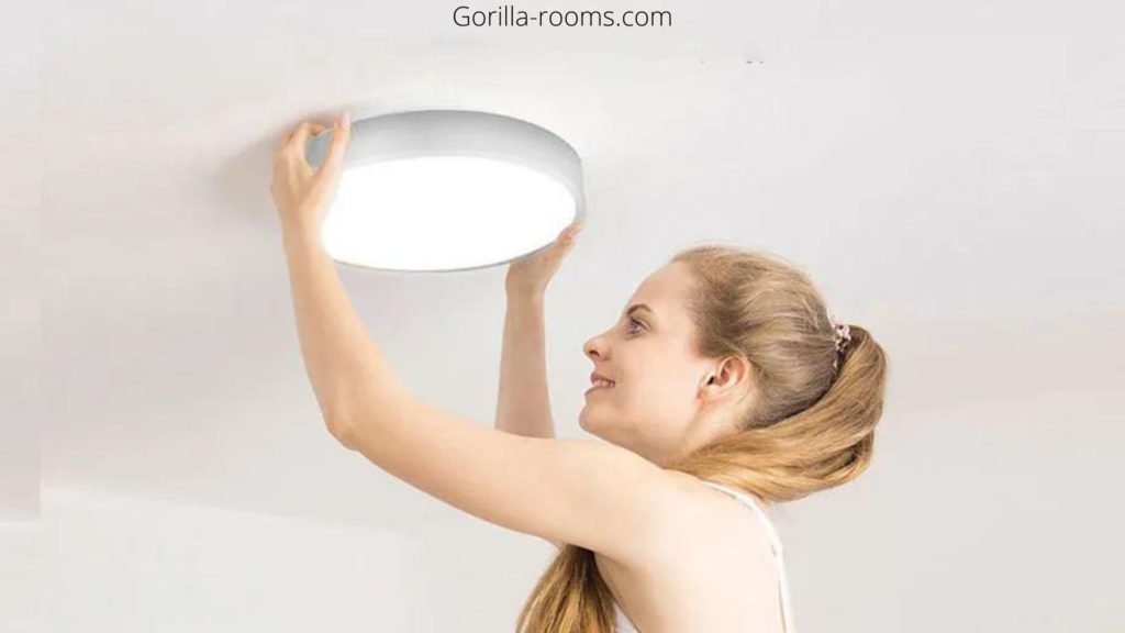 Remove Plastic Ceiling Light Cover With No Screws